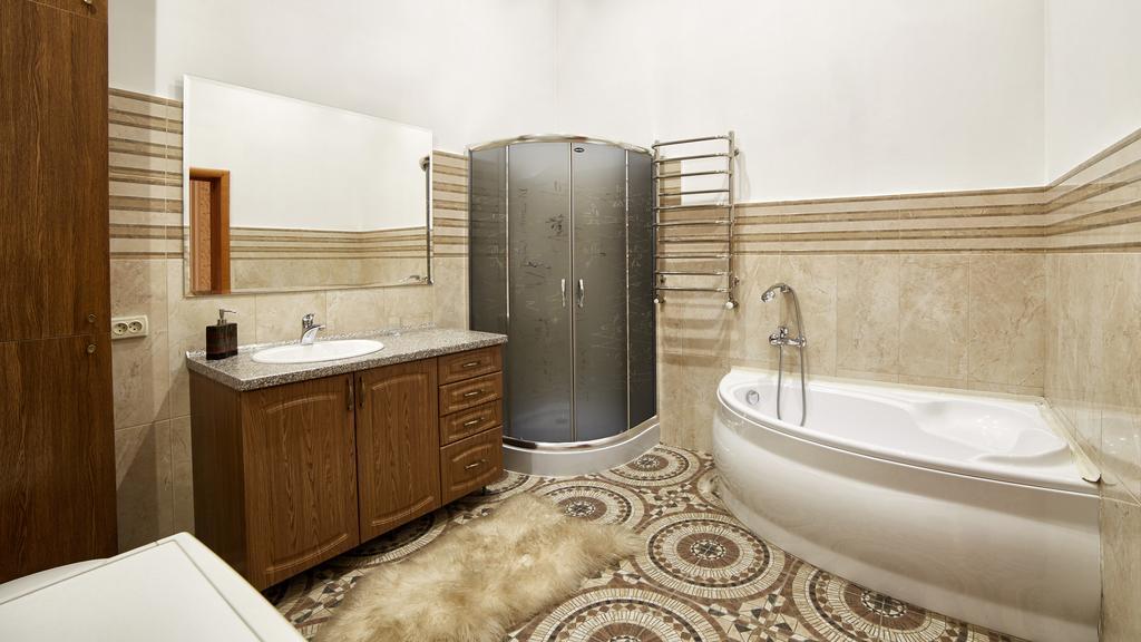 Lviv Apartment Luaran gambar